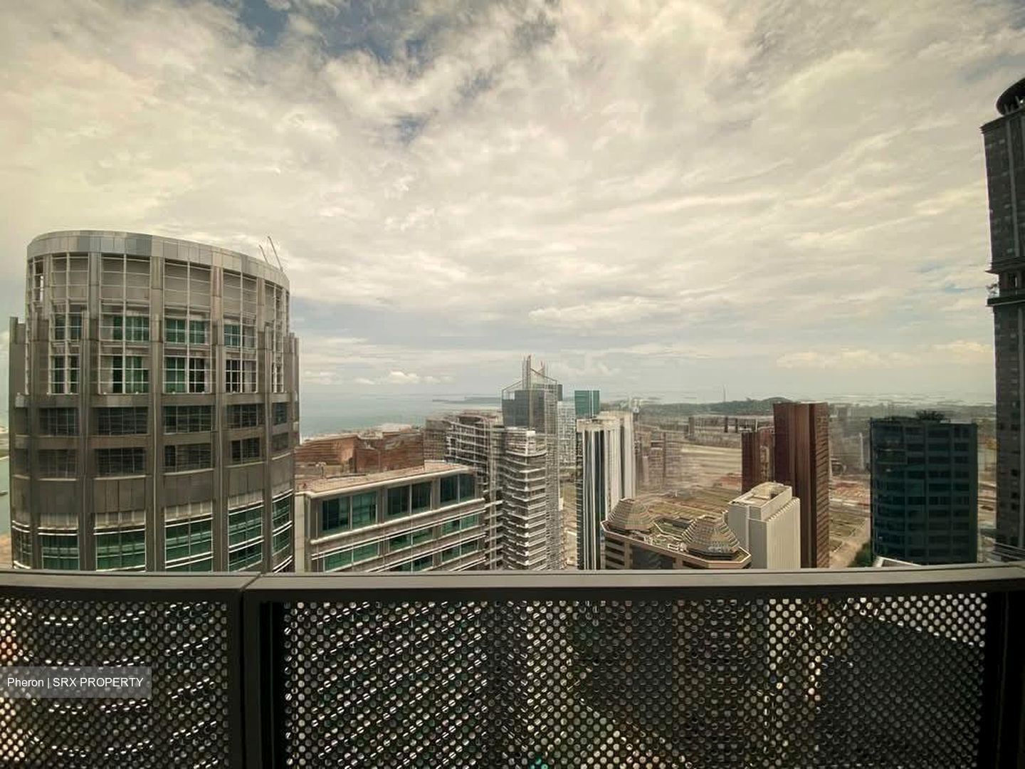 International Plaza (D2), Apartment #585020581